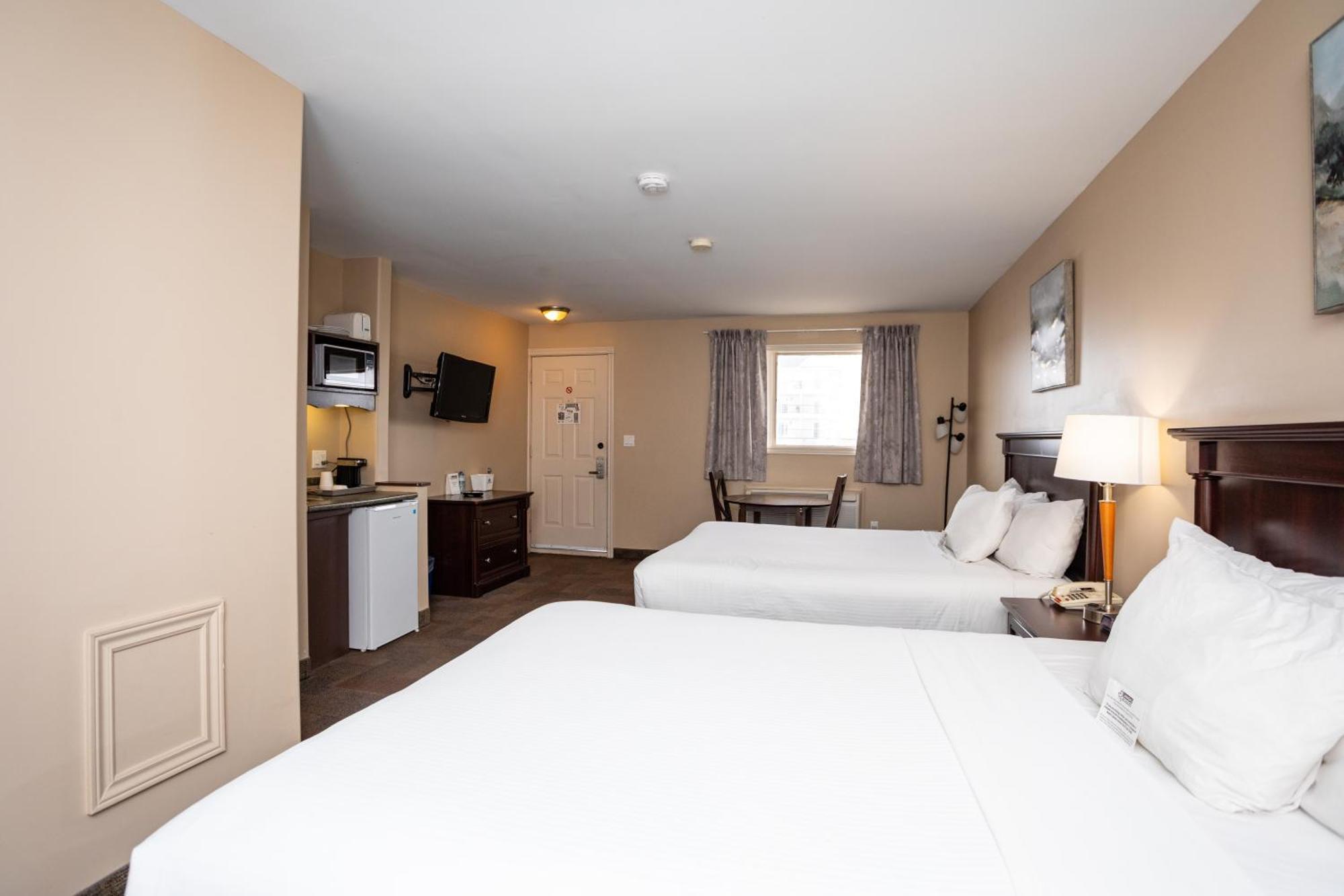 Canadas Best Value Inn & Suites-Charlottetown Exterior foto